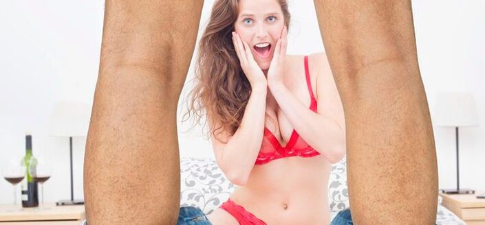 a woman is surprised by the increase in the size of a man's penis photo 2